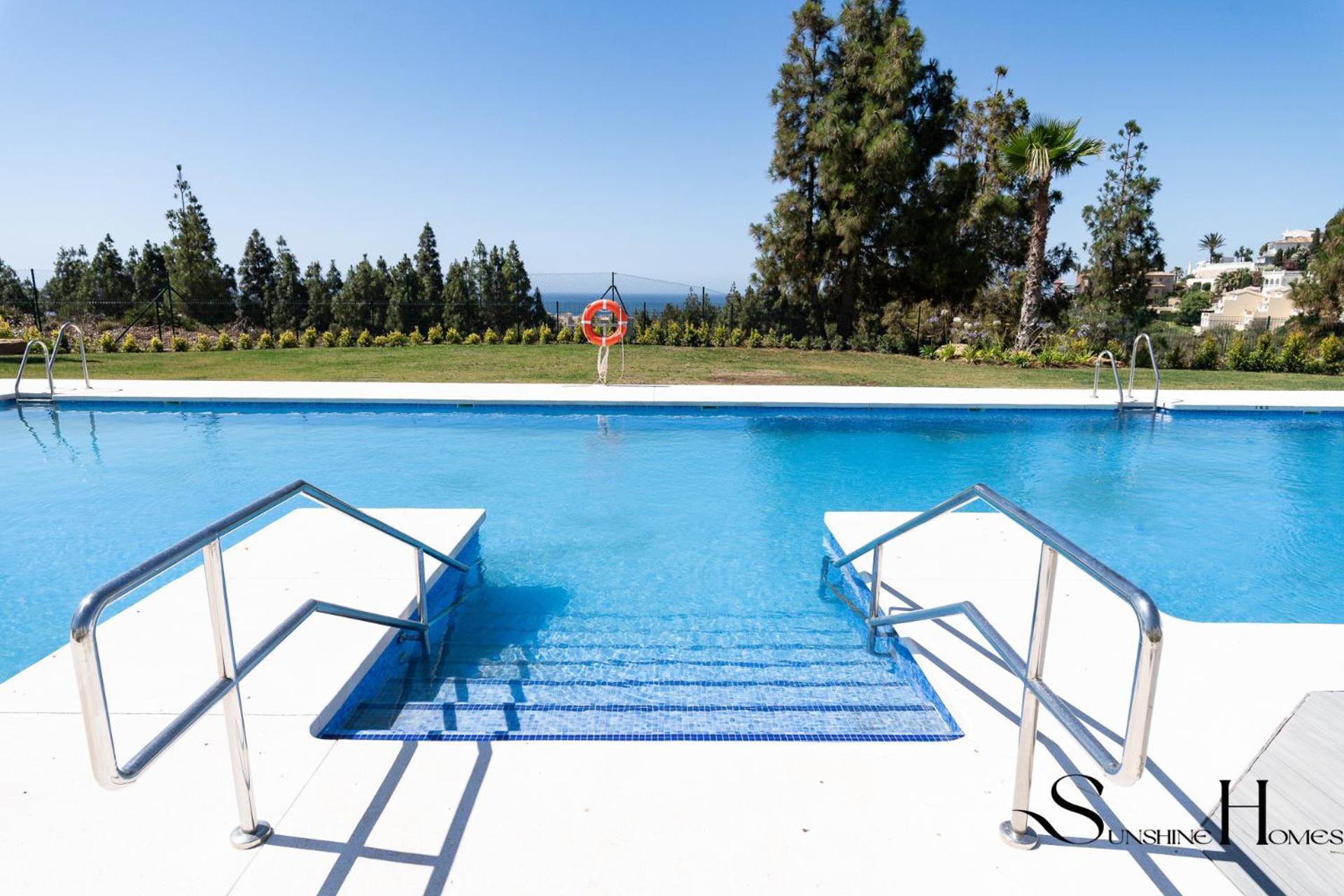 Luxury 2 Bedroom Apartment, Pools, Sauna, Gym & More MIJAS COSTA Dış mekan fotoğraf